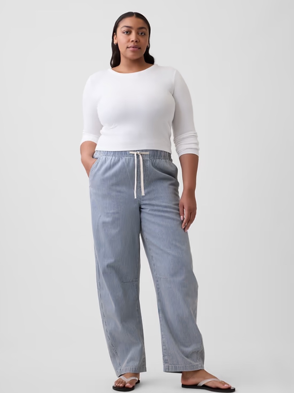 NWT Gap Factory Mid Rise SuperSoft Stripe Pull-On Barrel Jeans Size Large-Short
